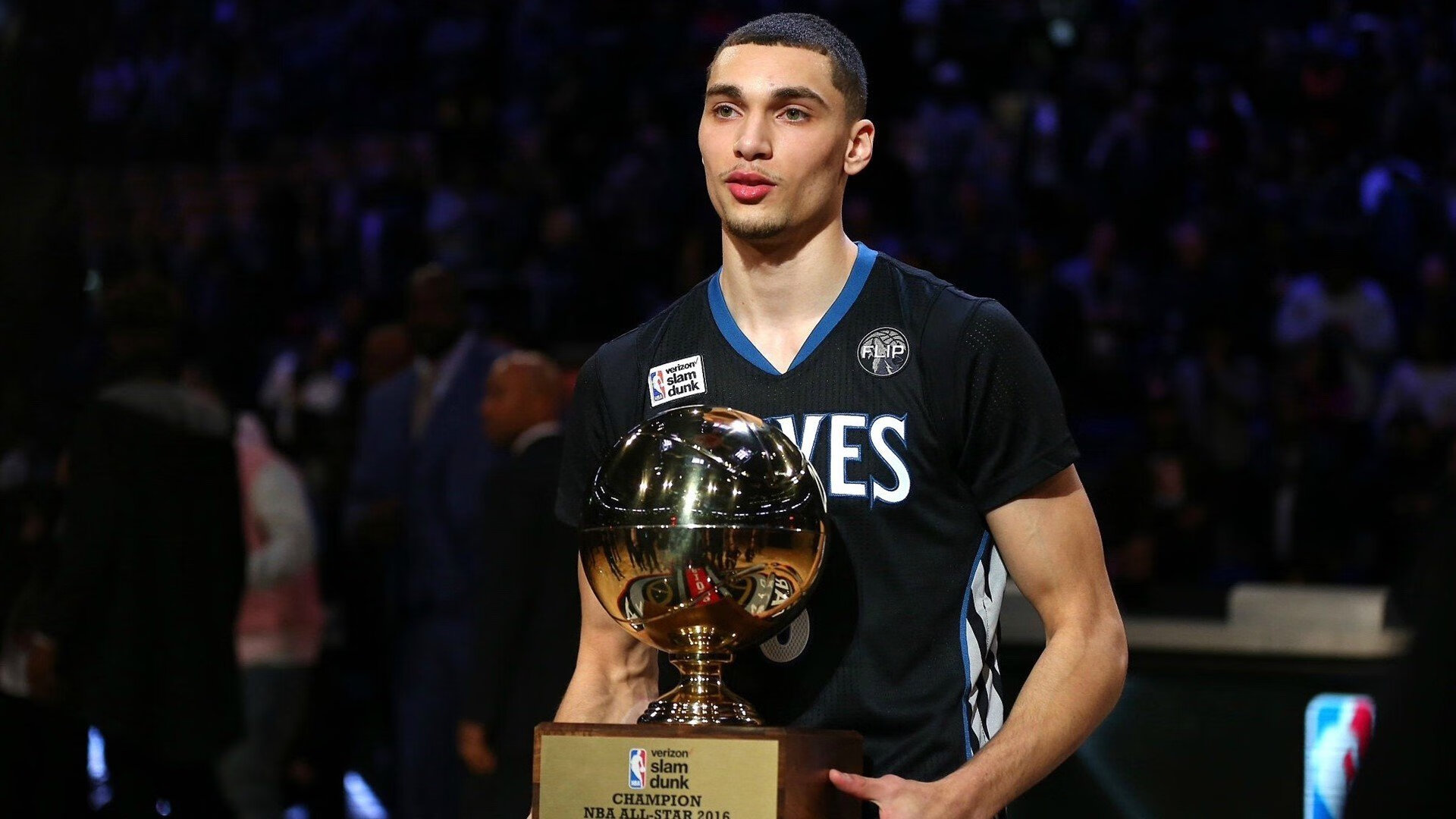 掘金球队精神面貌焕然一新，掘金队球馆