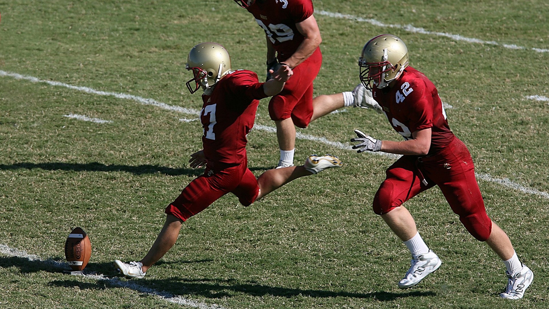 阿根廷骑手何塞·玛丽亚·拉罗卡在比利时布鲁塞尔Stephex Masters大奖赛中夺得冠军，成为50年来首位获此殊荣的阿根廷骑手